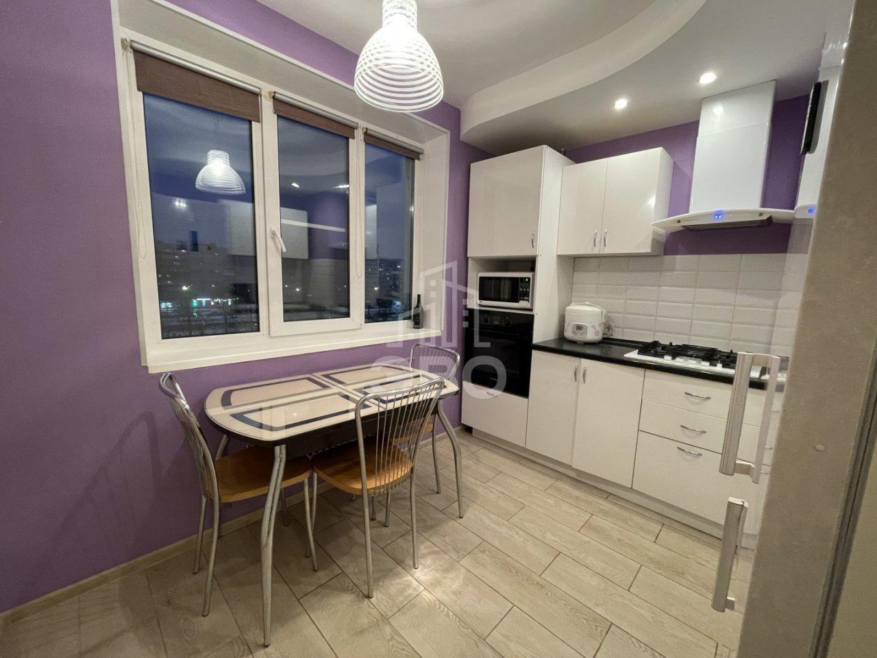 однокомнатная квартира в Санкт-Петербурге по адресу: Культуры проспект, 12, к 1