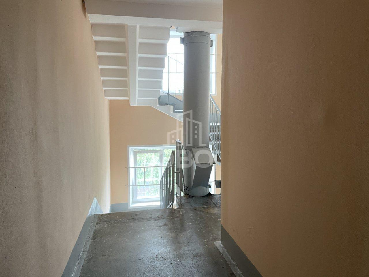 однокомнатная квартира в Санкт-Петербурге по адресу: Культуры проспект, 12, к 1