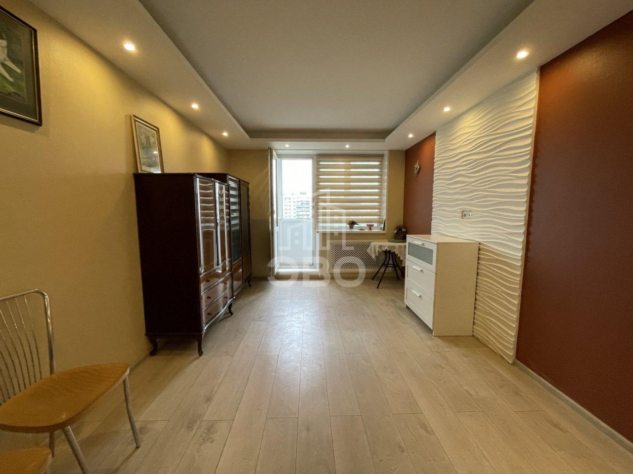 однокомнатная квартира в Санкт-Петербурге по адресу: Культуры проспект, 12, к 1