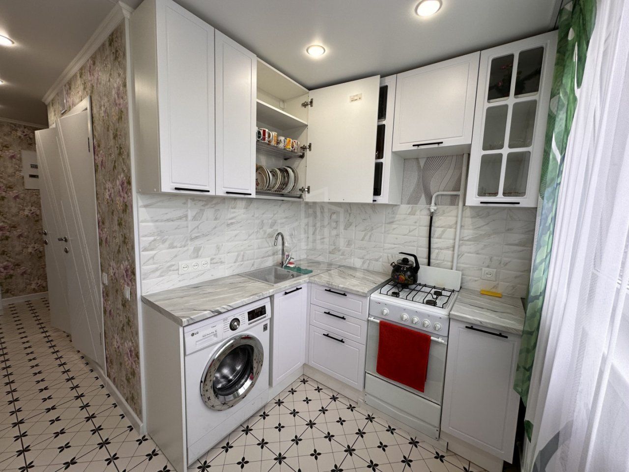 однокомнатная квартира в Санкт-Петербурге по адресу: Луначарского проспект, 90, к 1, литера А