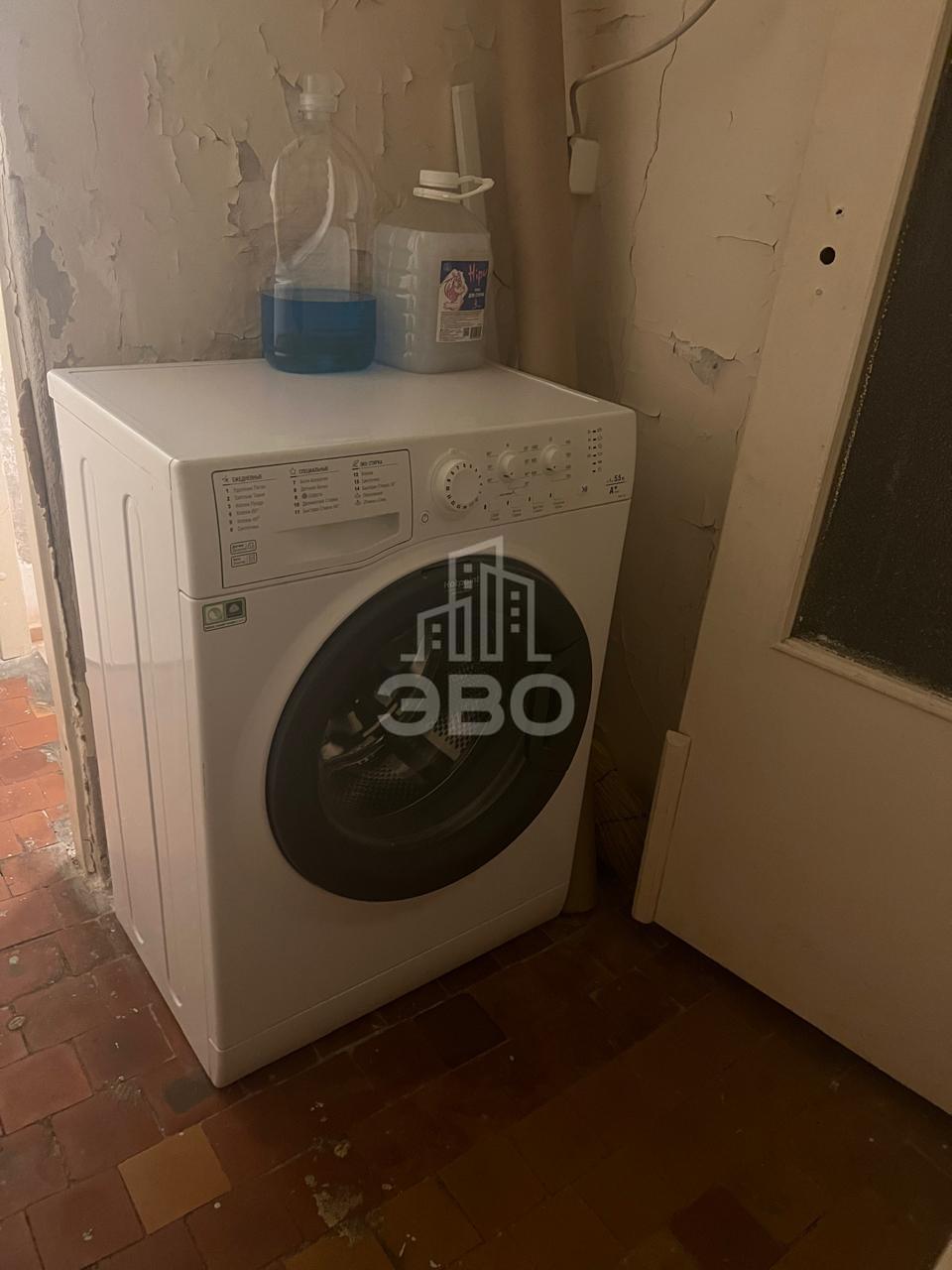 комната в Санкт-Петербурге по адресу: Ушинского ул., 5, к 2, литера а