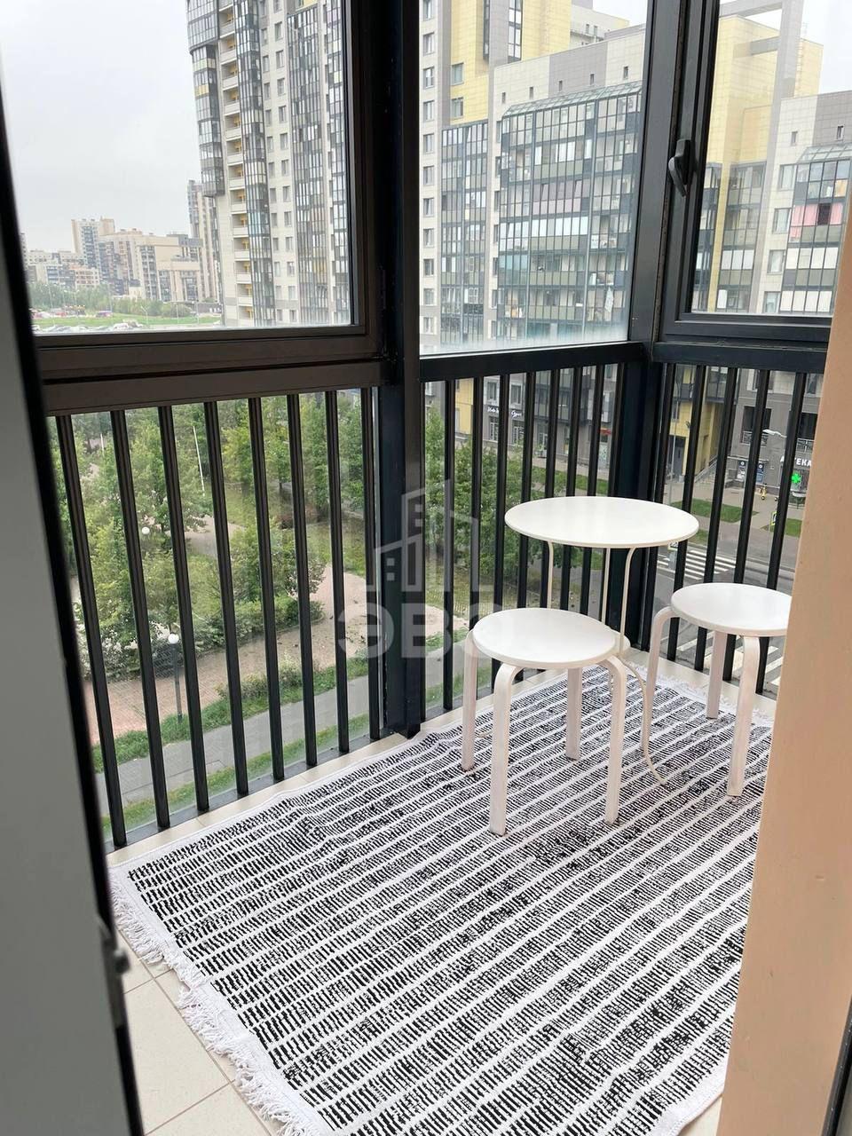 однокомнатная квартира в Санкт-Петербурге по адресу: Петергофское ш., 45