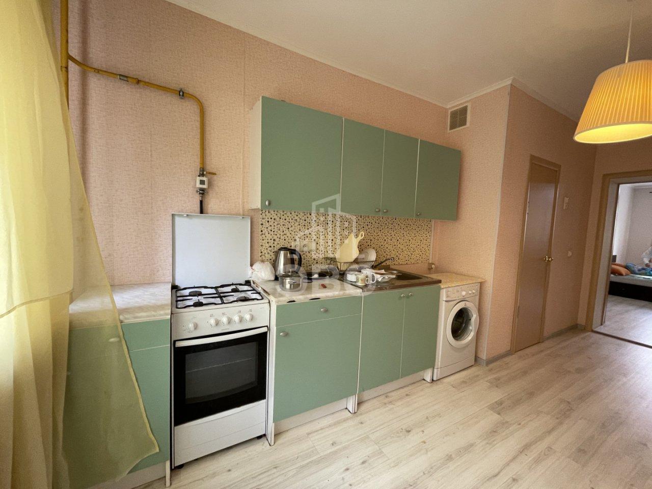 однокомнатная квартира в Санкт-Петербурге по адресу: Парнасная (Торфяное) ул., 5, к 2