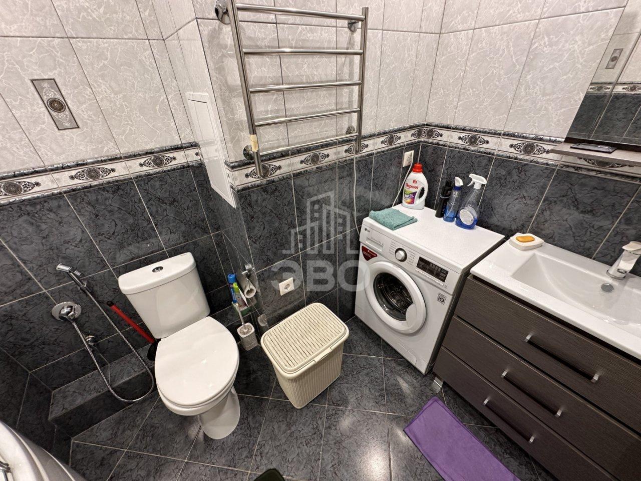 двухкомнатная квартира в Санкт-Петербурге по адресу: Кондратьевский проспект, 62, к 7