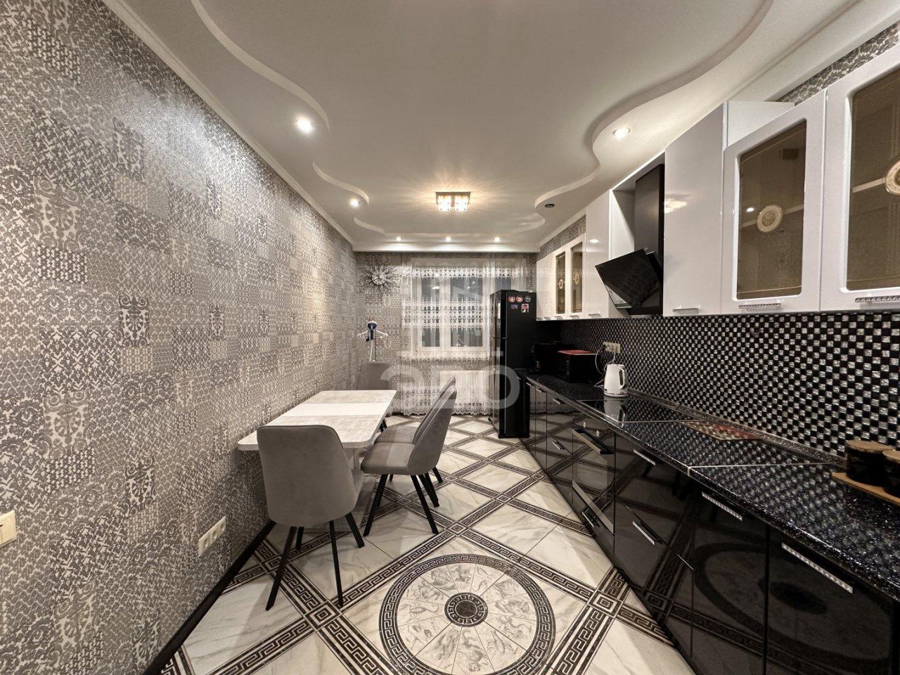 двухкомнатная квартира в Санкт-Петербурге по адресу: Кондратьевский проспект, 62, к 7