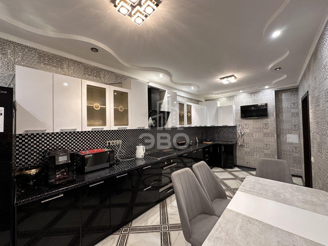 двухкомнатная квартира в Санкт-Петербурге по адресу: Кондратьевский проспект, 62, к 7