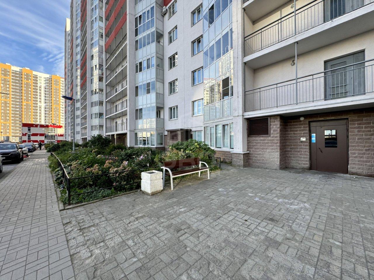 однокомнатная квартира в Санкт-Петербурге по адресу: Ленинский проспект, 64, к 1