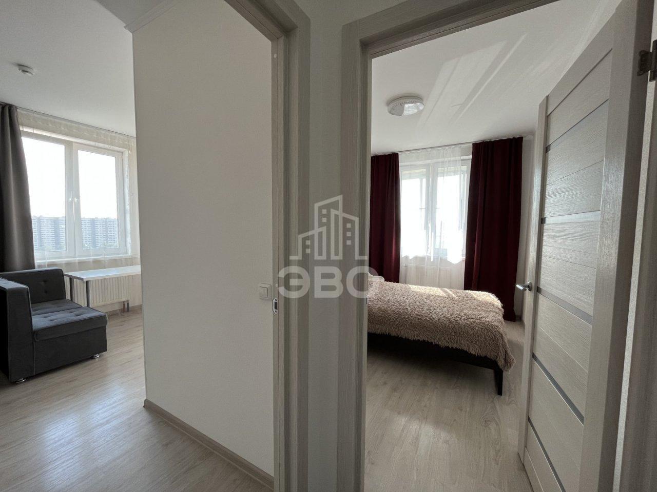 однокомнатная квартира в Санкт-Петербурге по адресу: Графская ул., 2