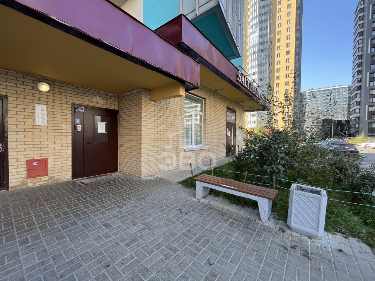 однокомнатная квартира в Санкт-Петербурге по адресу: Графская ул., 2