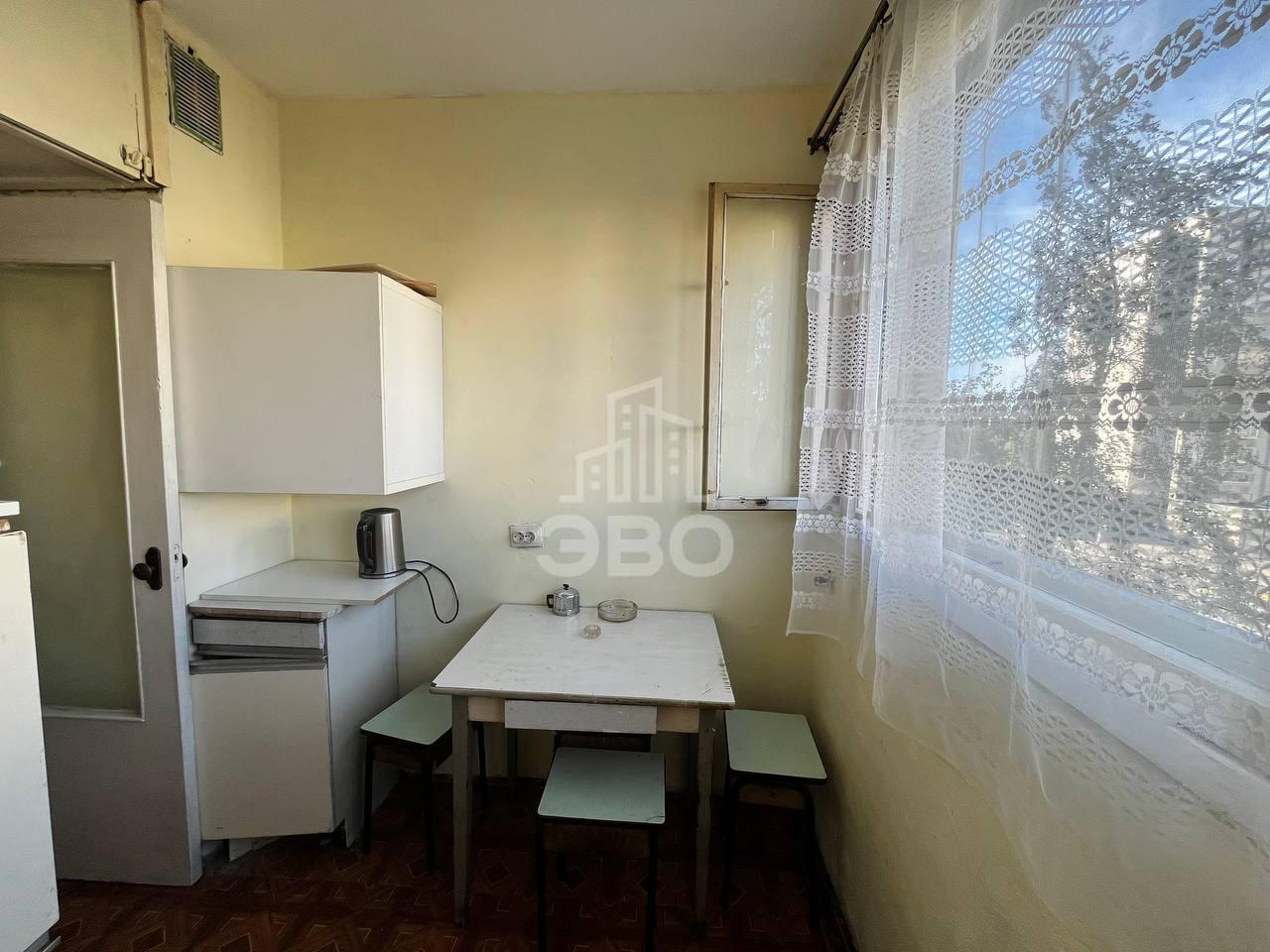 двухкомнатная квартира в Санкт-Петербурге по адресу: Сикейроса ул., 7