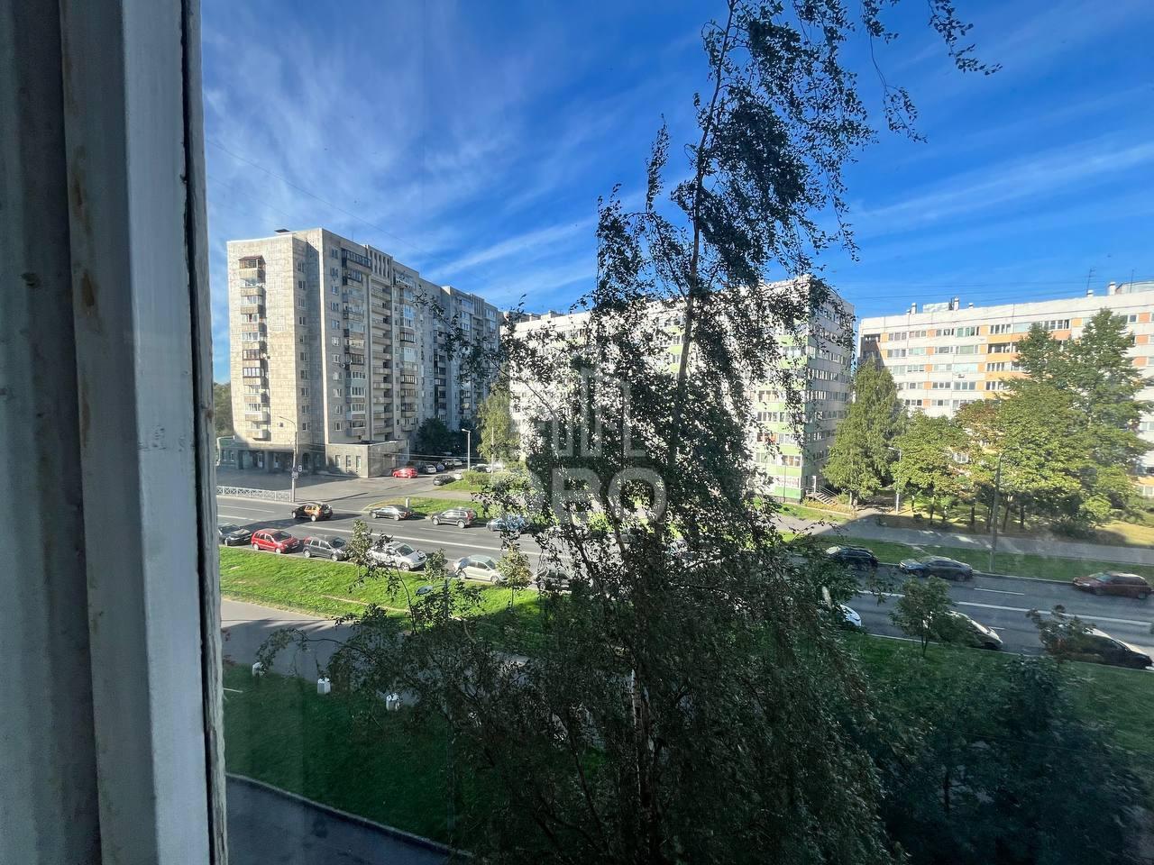 двухкомнатная квартира в Санкт-Петербурге по адресу: Сикейроса ул., 7