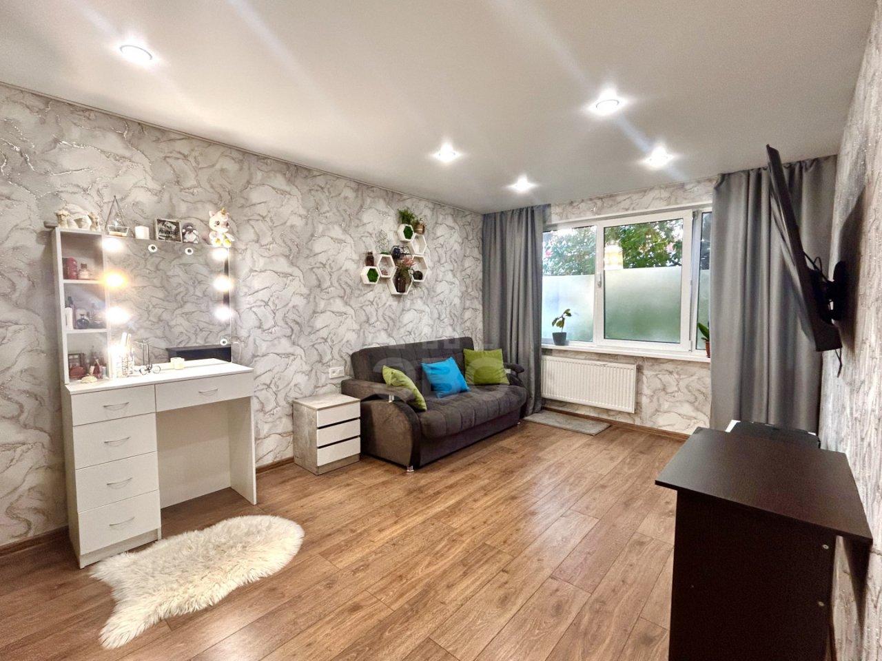 однокомнатная квартира в Санкт-Петербурге по адресу: Петергофское ш., 1, к 1