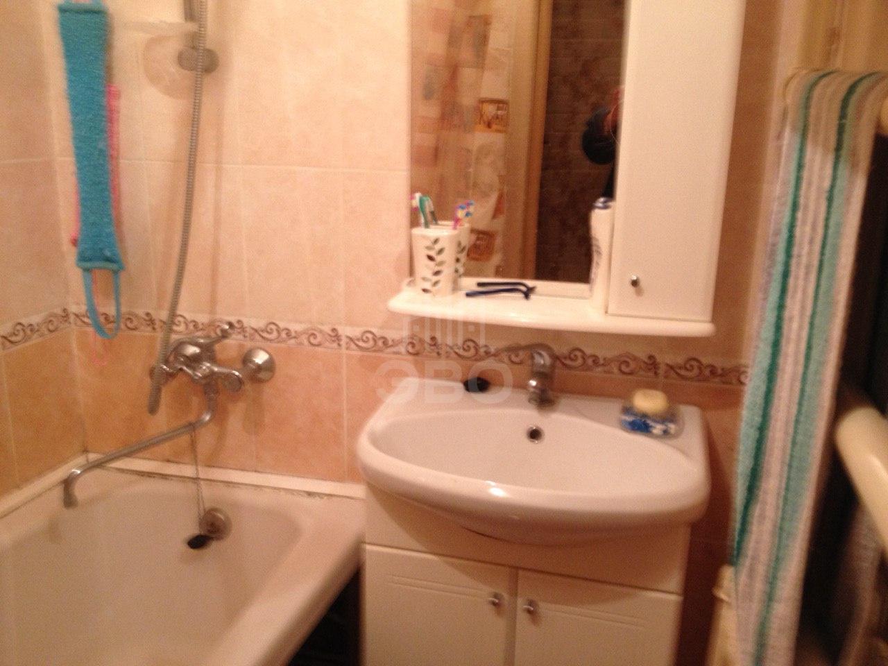 двухкомнатная квартира в Санкт-Петербурге по адресу: Пограничника Гарькавого ул., 16, к.1