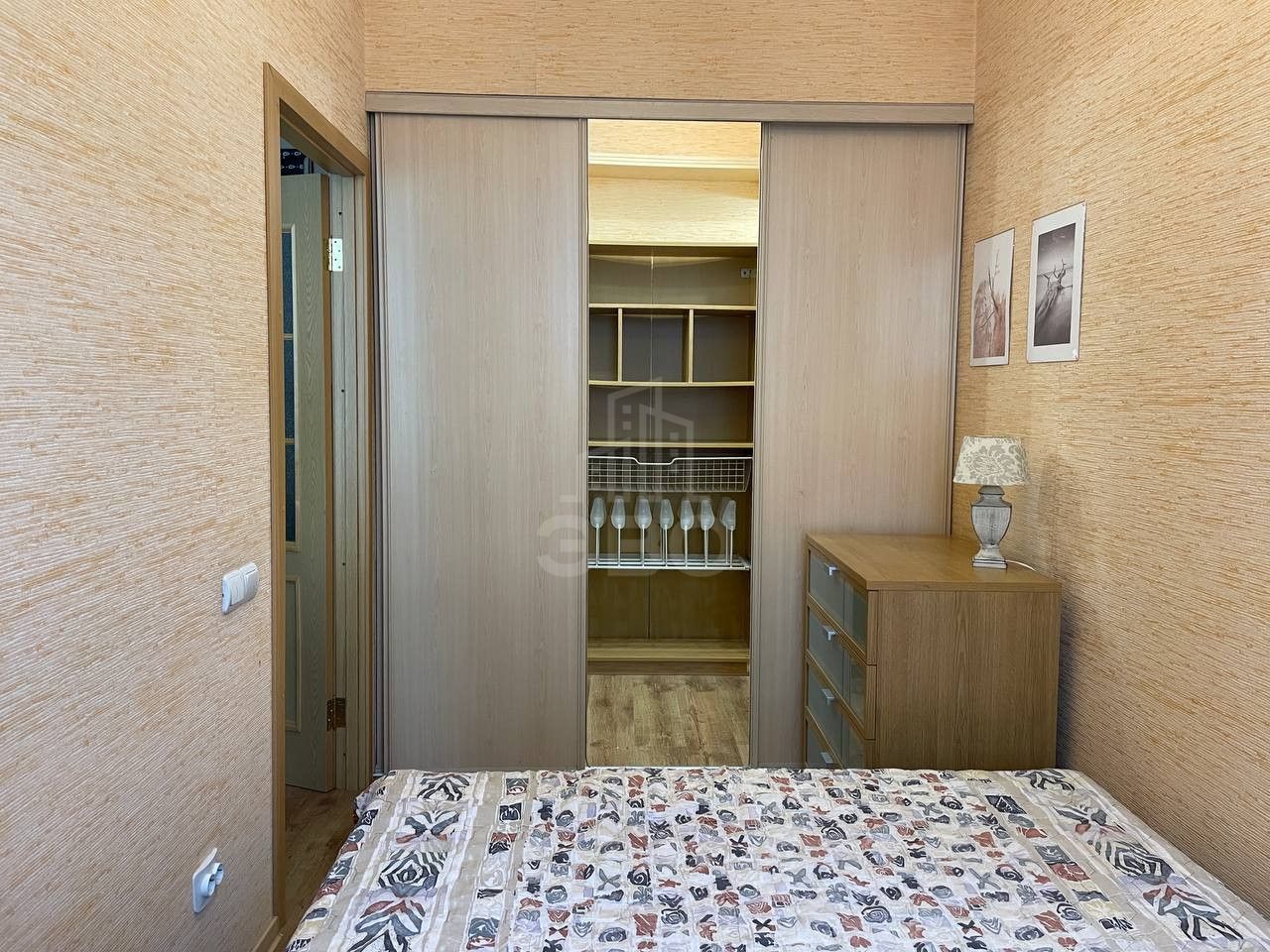 двухкомнатная квартира в Санкт-Петербурге по адресу: Подольская ул., 19