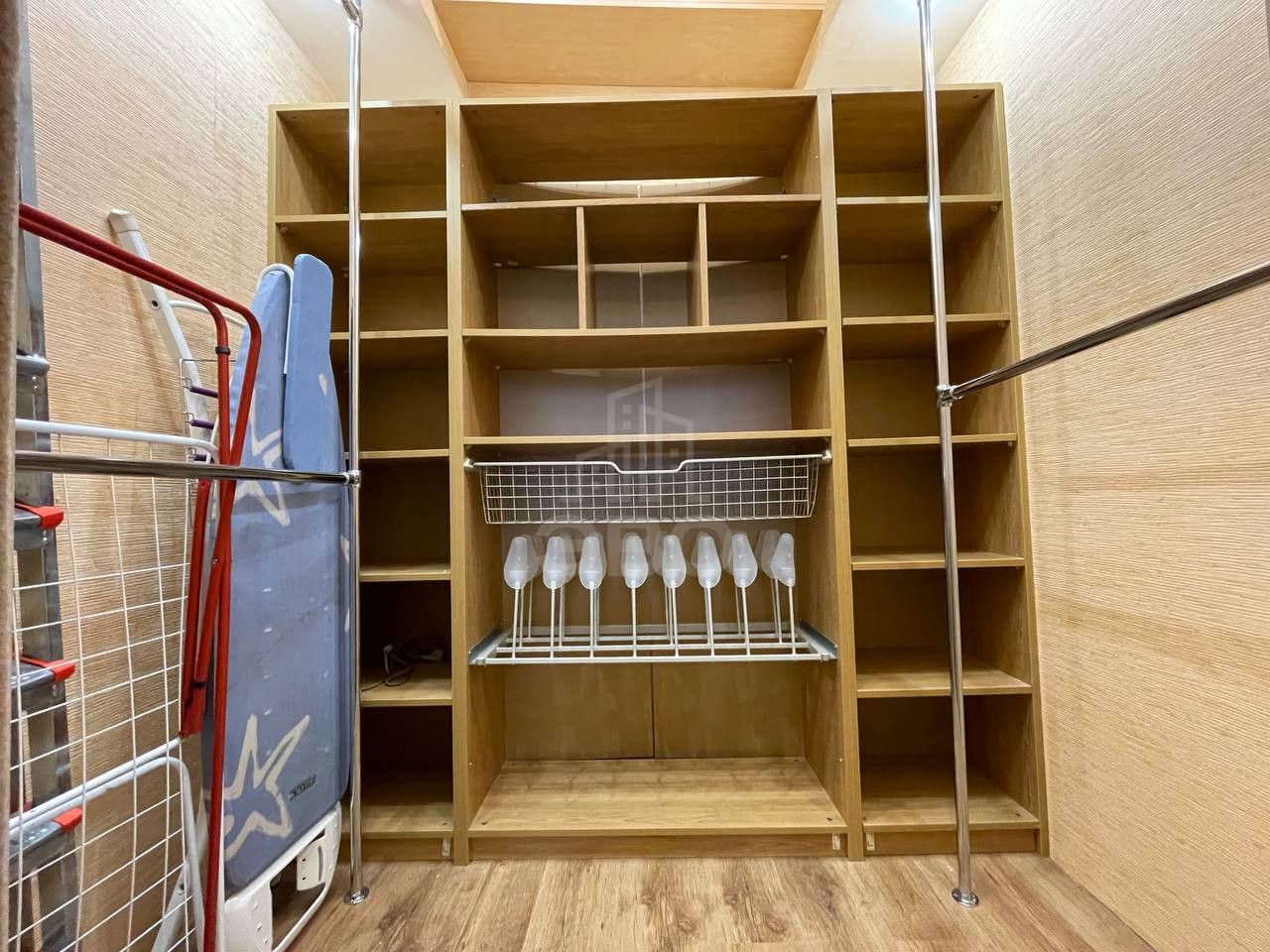 двухкомнатная квартира в Санкт-Петербурге по адресу: Подольская ул., 19