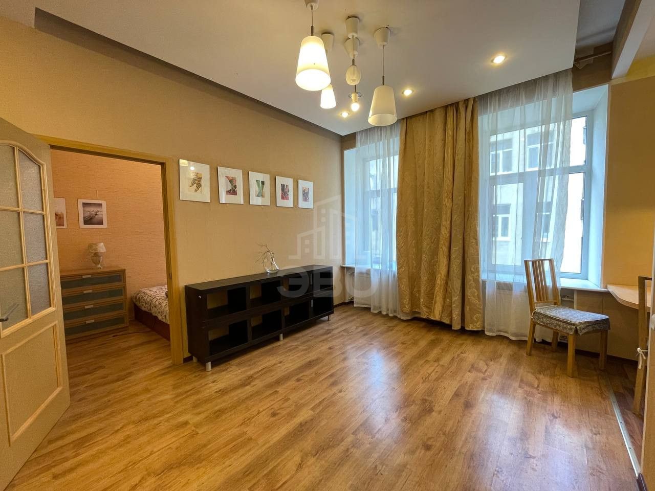 двухкомнатная квартира в Санкт-Петербурге по адресу: Подольская ул., 19