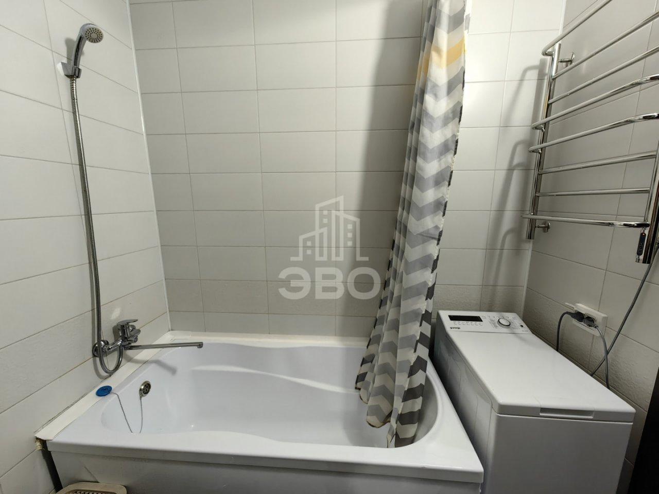 однокомнатная квартира в Санкт-Петербурге по адресу: Верхне-Каменская ул., 5