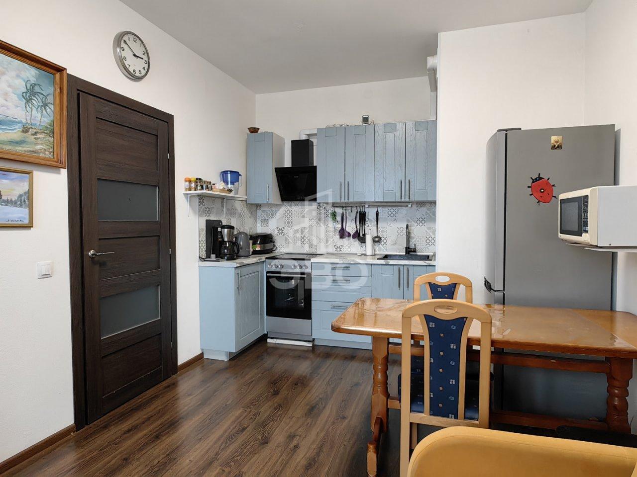 однокомнатная квартира в Санкт-Петербурге по адресу: Верхне-Каменская ул., 5