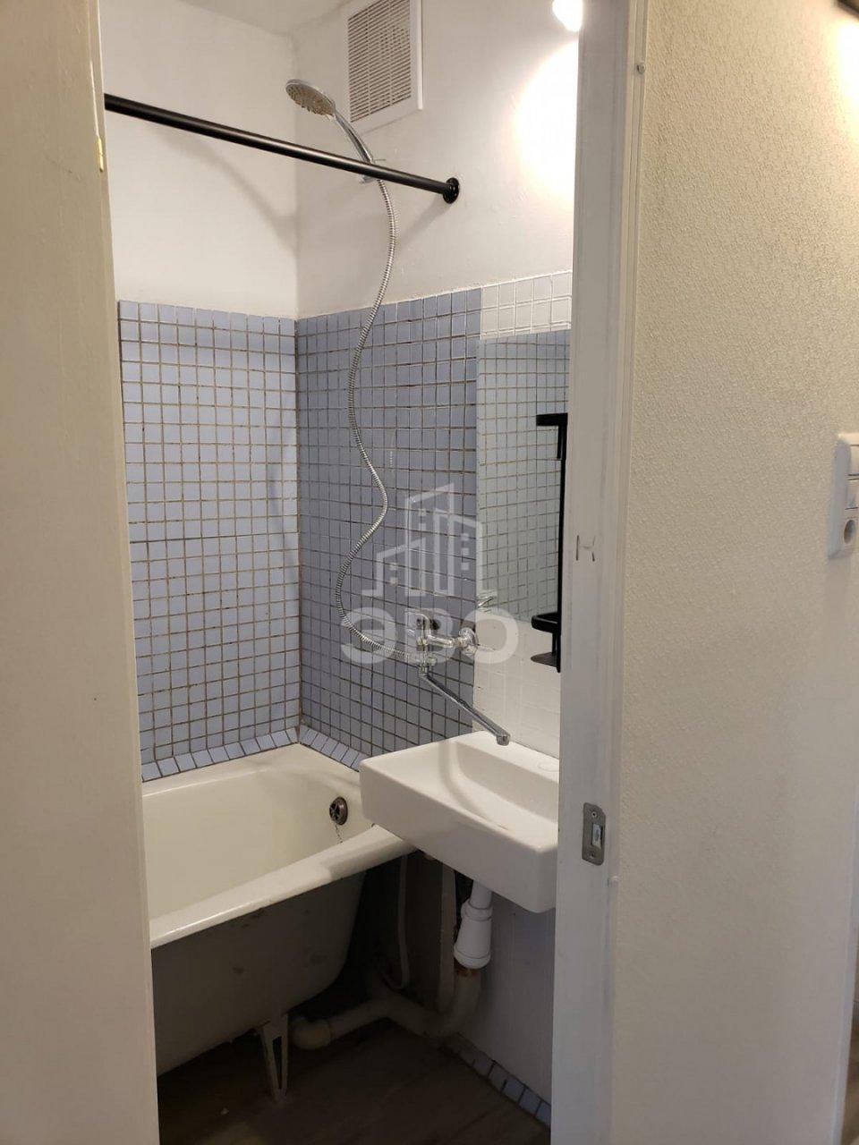 однокомнатная квартира в Санкт-Петербурге по адресу: Ударников проспект, 42