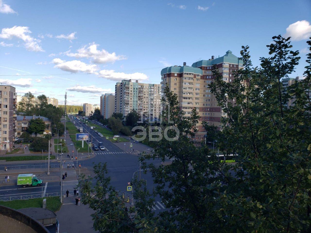 однокомнатная квартира в Санкт-Петербурге по адресу: Ударников проспект, 42