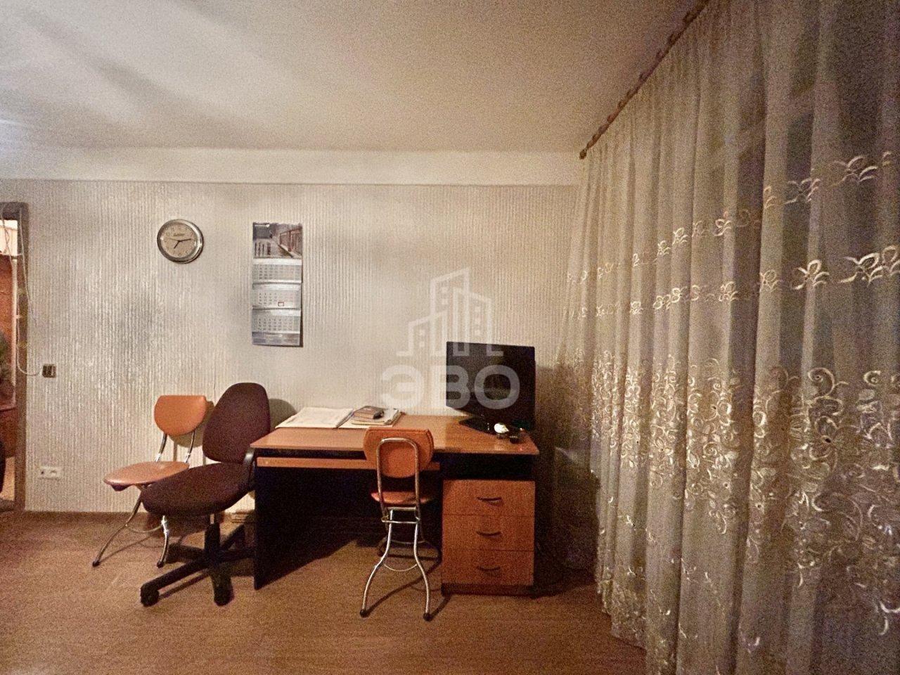 однокомнатная квартира в Санкт-Петербурге по адресу: Новосибирская ул., 3