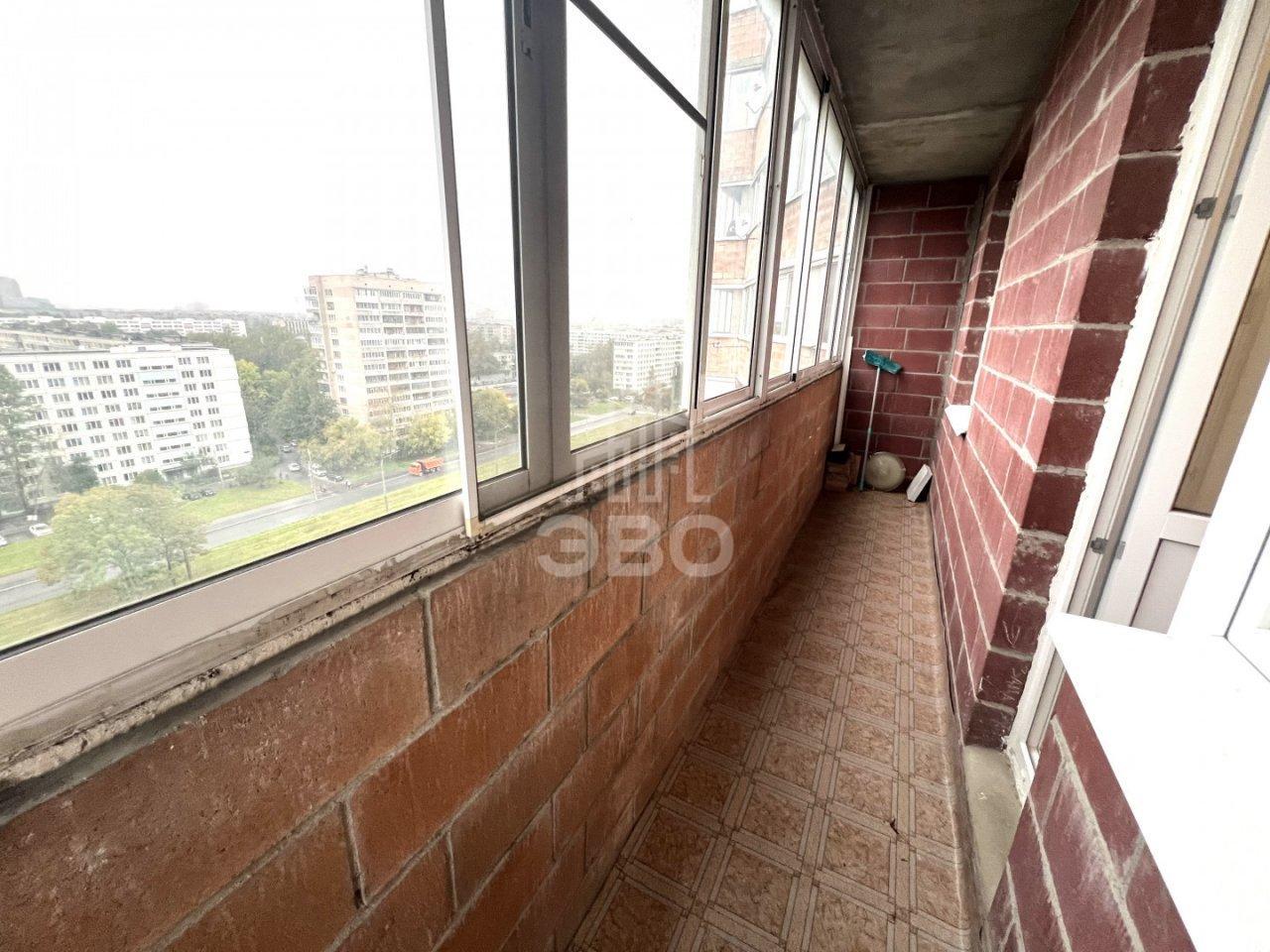 однокомнатная квартира в Санкт-Петербурге по адресу: Софийская ул., 28