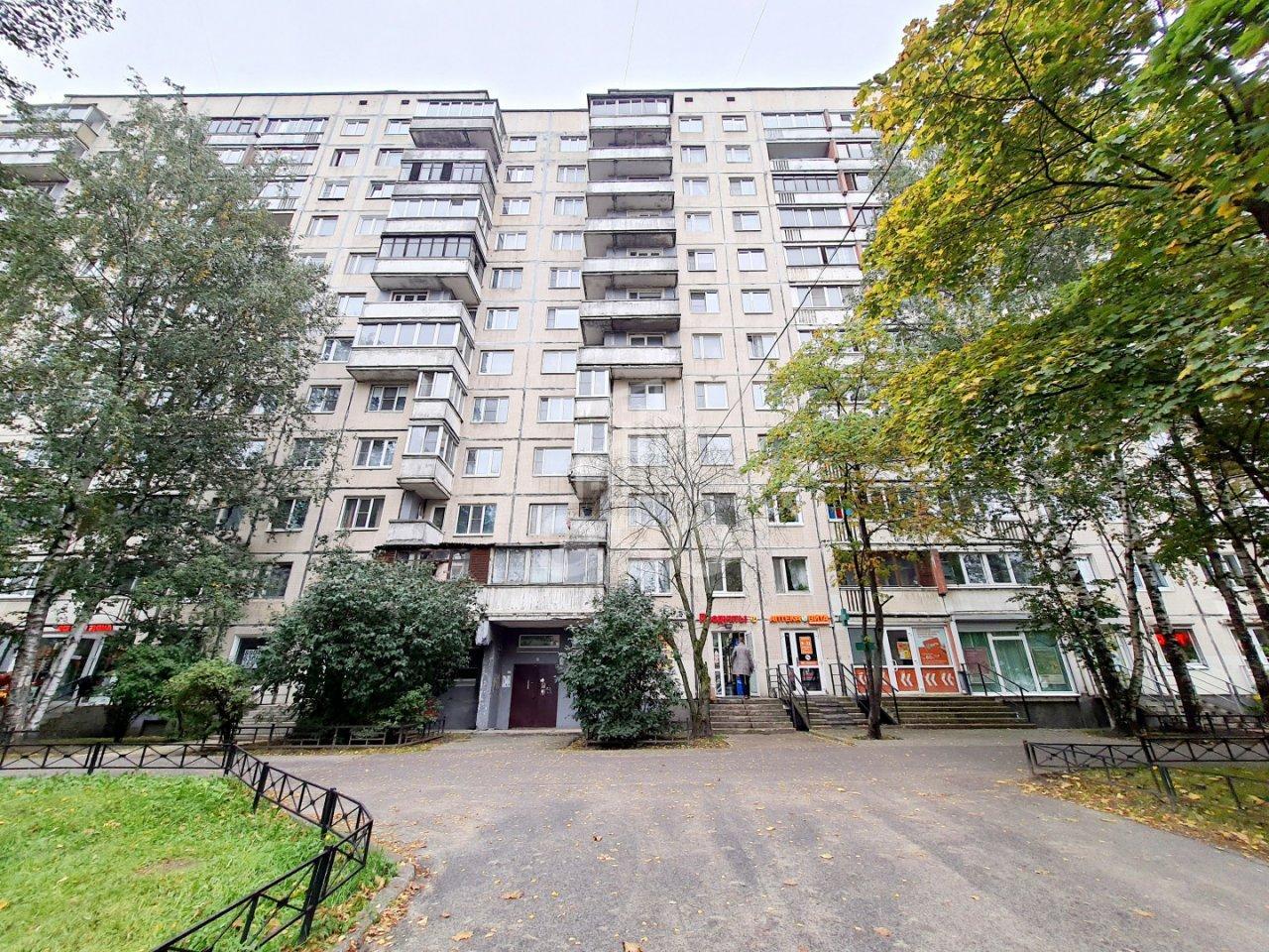 однокомнатная квартира в Санкт-Петербурге по адресу: Энгельса проспект, 129, к 1