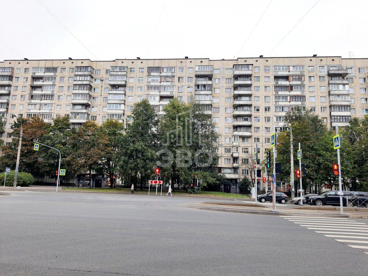 однокомнатная квартира в Санкт-Петербурге по адресу: Энгельса проспект, 129, к 1