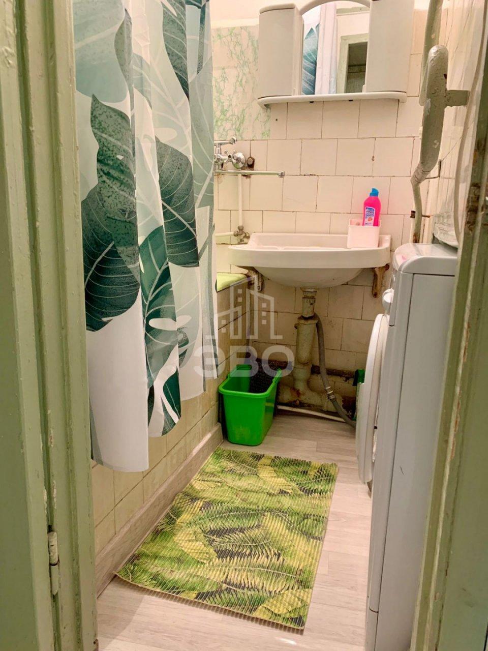 трехкомнатная квартира в Санкт-Петербурге по адресу: Школьная ул., 76