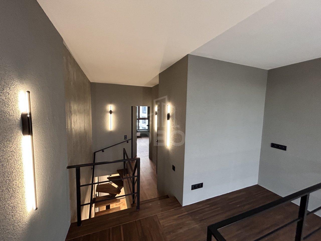 двухкомнатная квартира в Санкт-Петербурге по адресу: Челюскина ул., 8