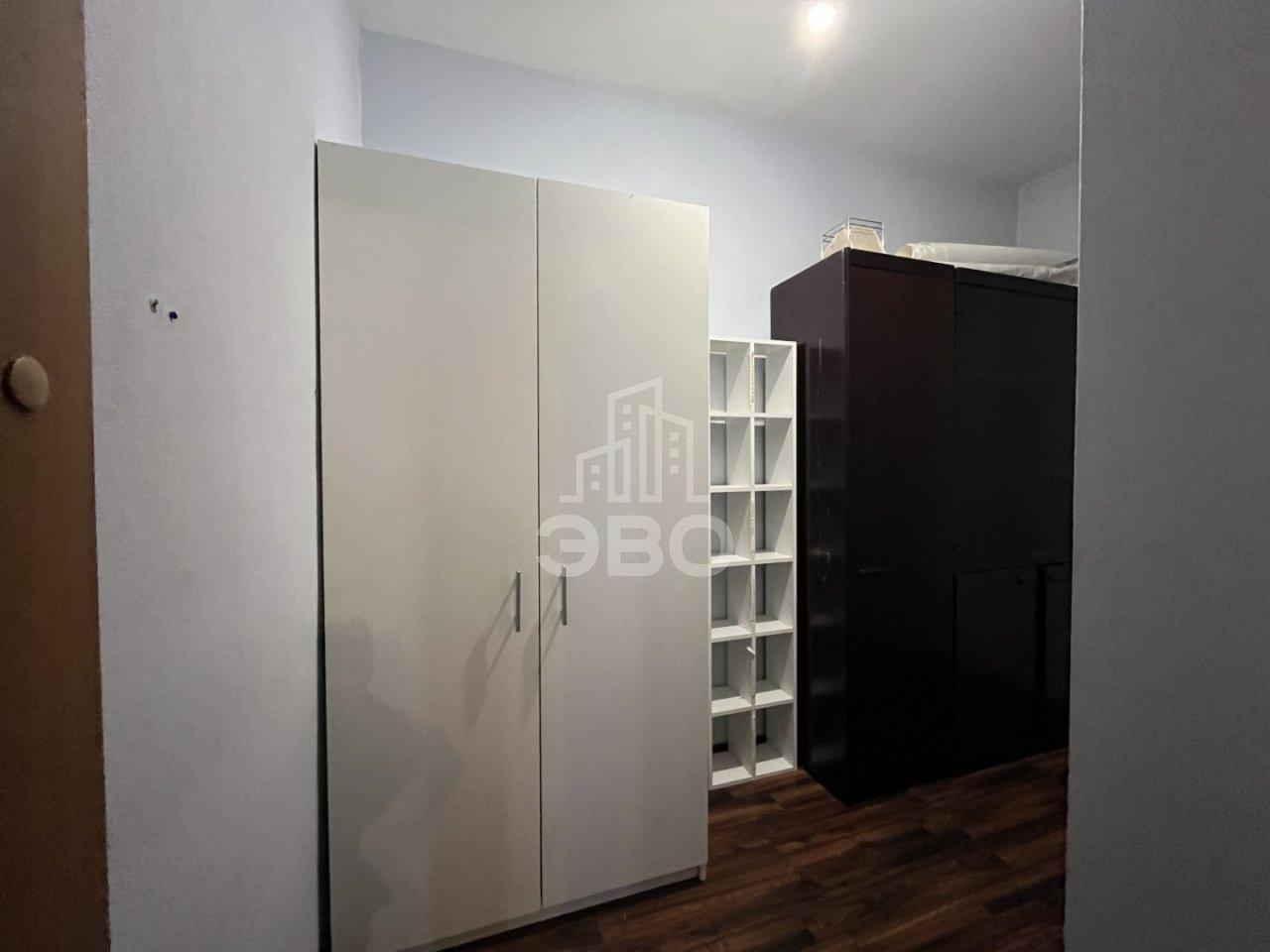 трехкомнатная квартира в Санкт-Петербурге по адресу: Новоколомяжский проспект, 11