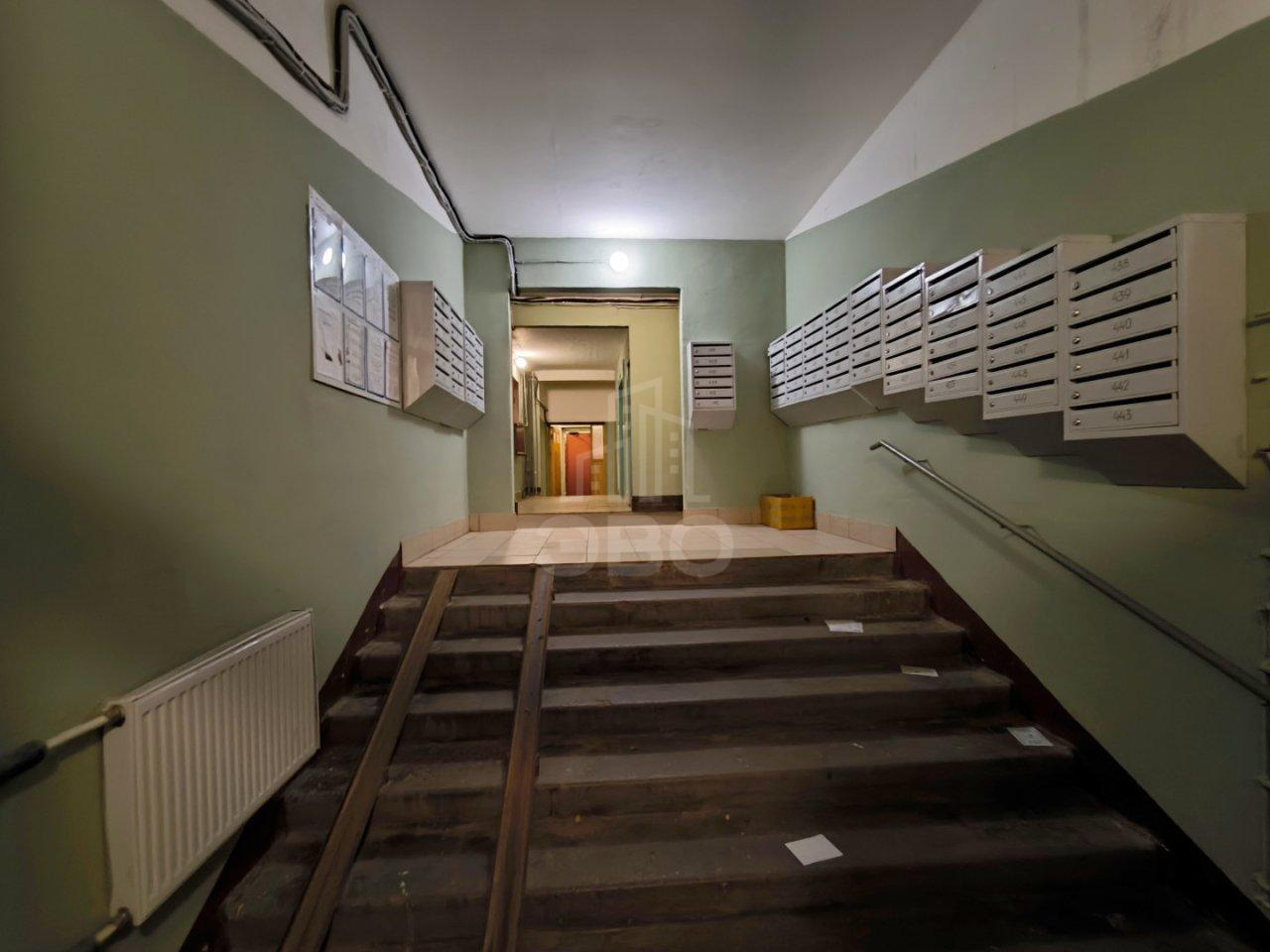 однокомнатная квартира в Санкт-Петербурге по адресу: Ивана Фомина ул., 13, к 1