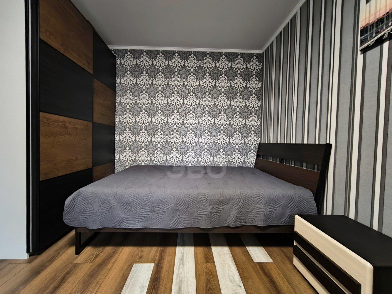 однокомнатная квартира в Санкт-Петербурге по адресу: Ивана Фомина ул., 13, к 1