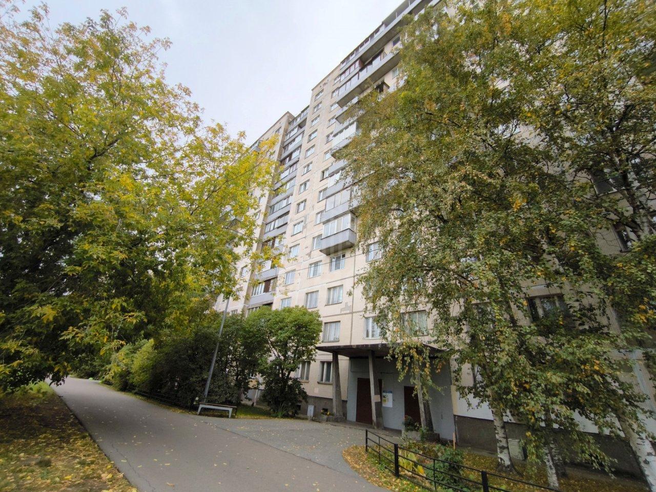 однокомнатная квартира в Санкт-Петербурге по адресу: Ивана Фомина ул., 13, к 1