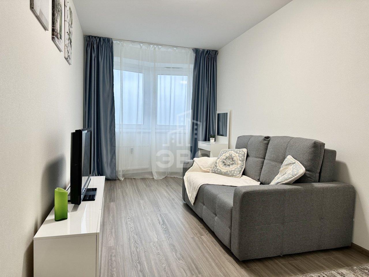 однокомнатная квартира в Санкт-Петербурге по адресу: Заречная ул., 36