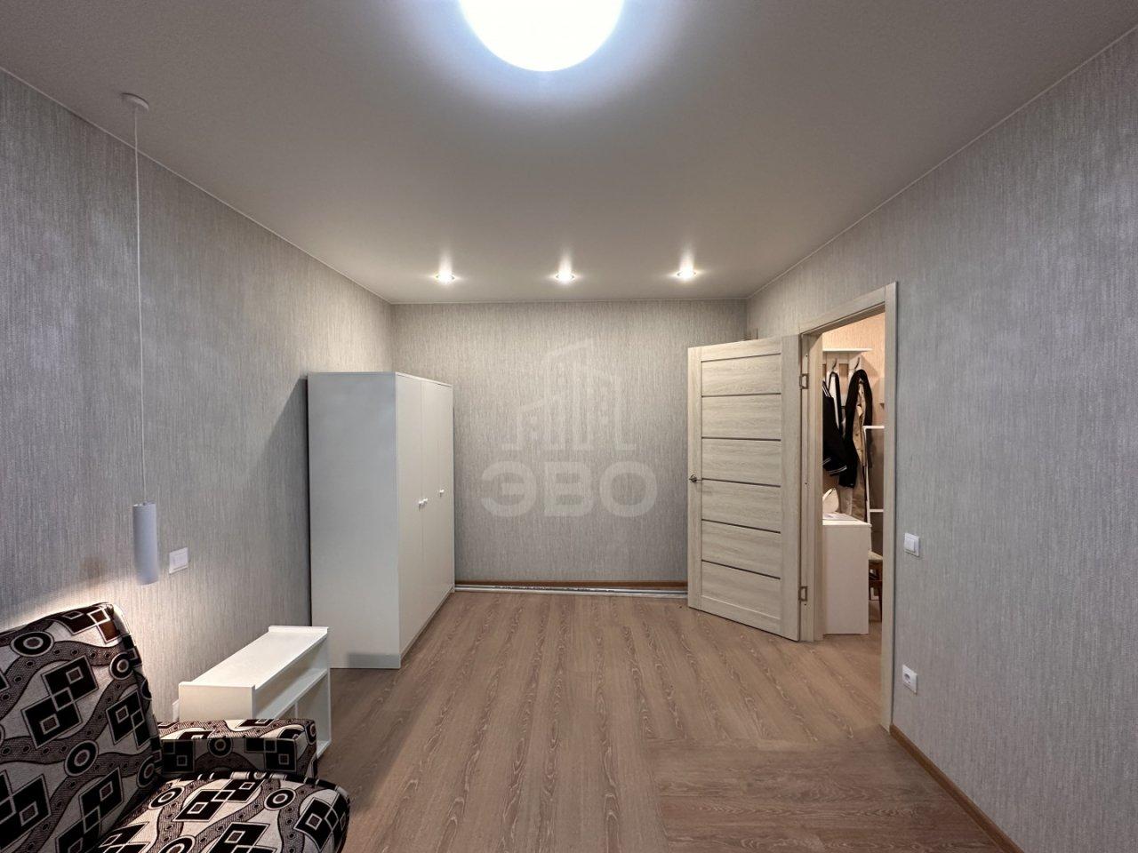 однокомнатная квартира в Санкт-Петербурге по адресу: Купчинская ул., 11, к 1