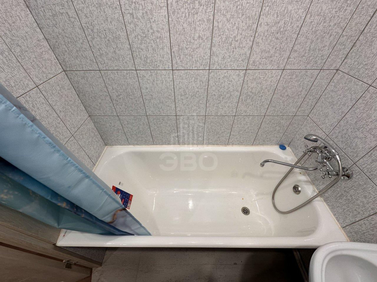 однокомнатная квартира в Санкт-Петербурге по адресу: Купчинская ул., 11, к 1