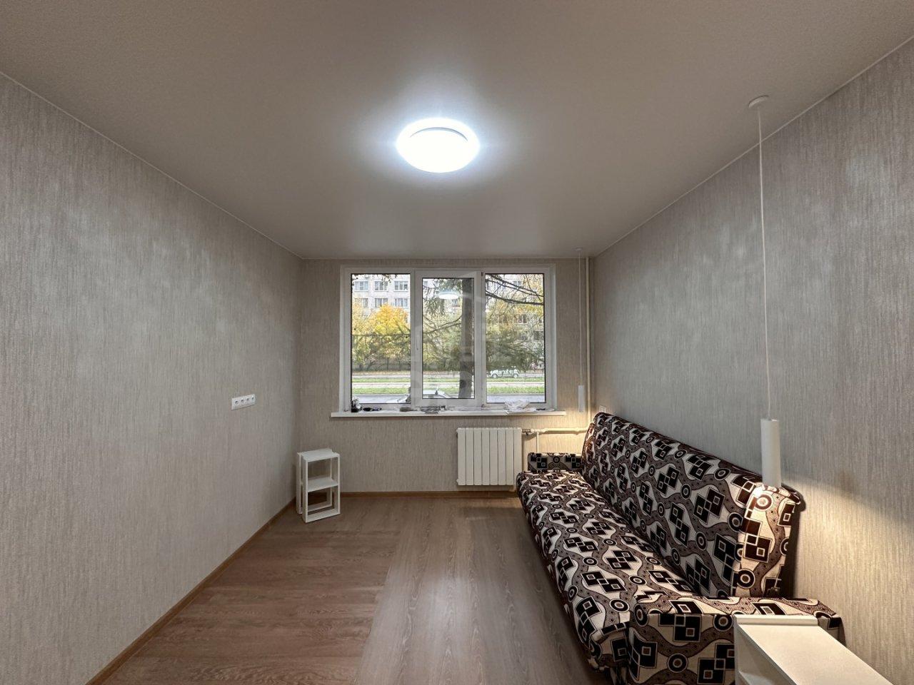 однокомнатная квартира в Санкт-Петербурге по адресу: Купчинская ул., 11, к 1