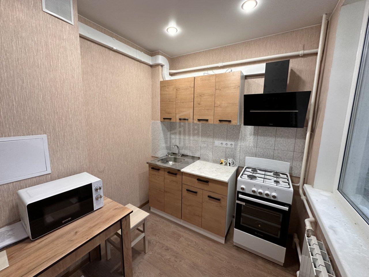 однокомнатная квартира в Санкт-Петербурге по адресу: Купчинская ул., 11, к 1