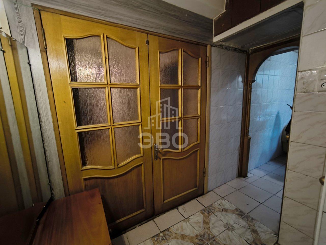 четырехкомнатная квартира в Санкт-Петербурге по адресу: Просвещения проспект, 30, к 1