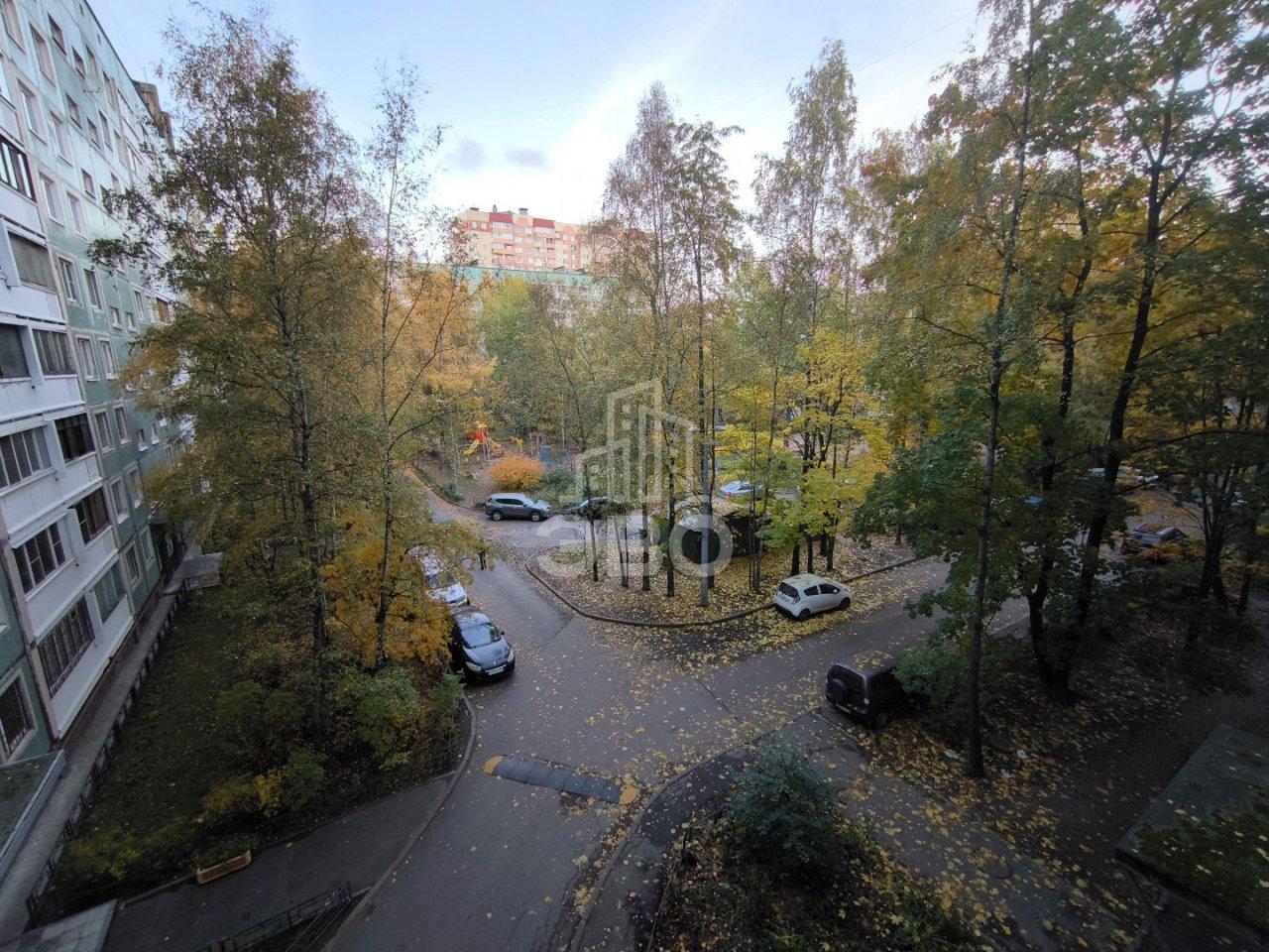 четырехкомнатная квартира в Санкт-Петербурге по адресу: Просвещения проспект, 30, к 1