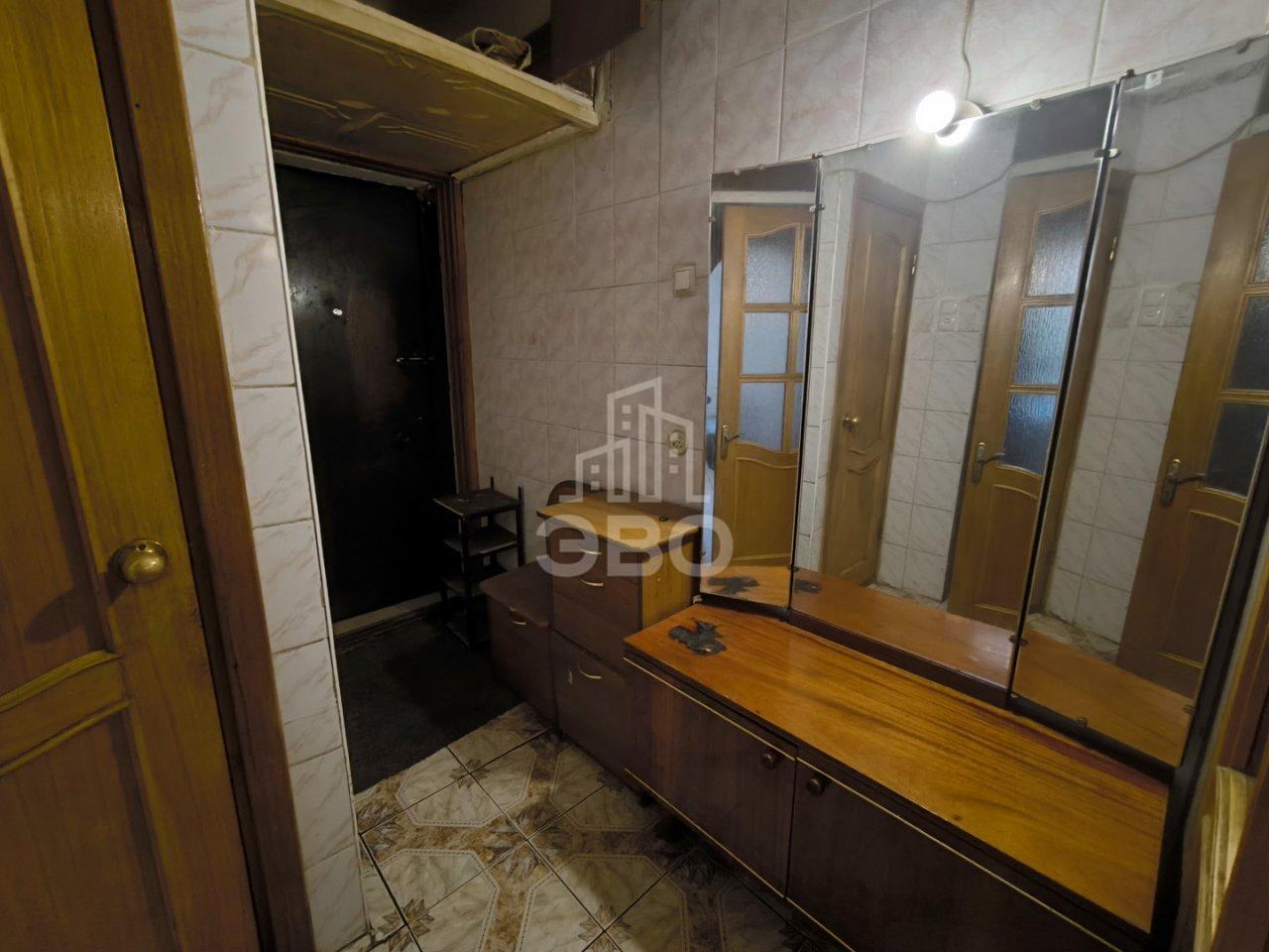 четырехкомнатная квартира в Санкт-Петербурге по адресу: Просвещения проспект, 30, к 1