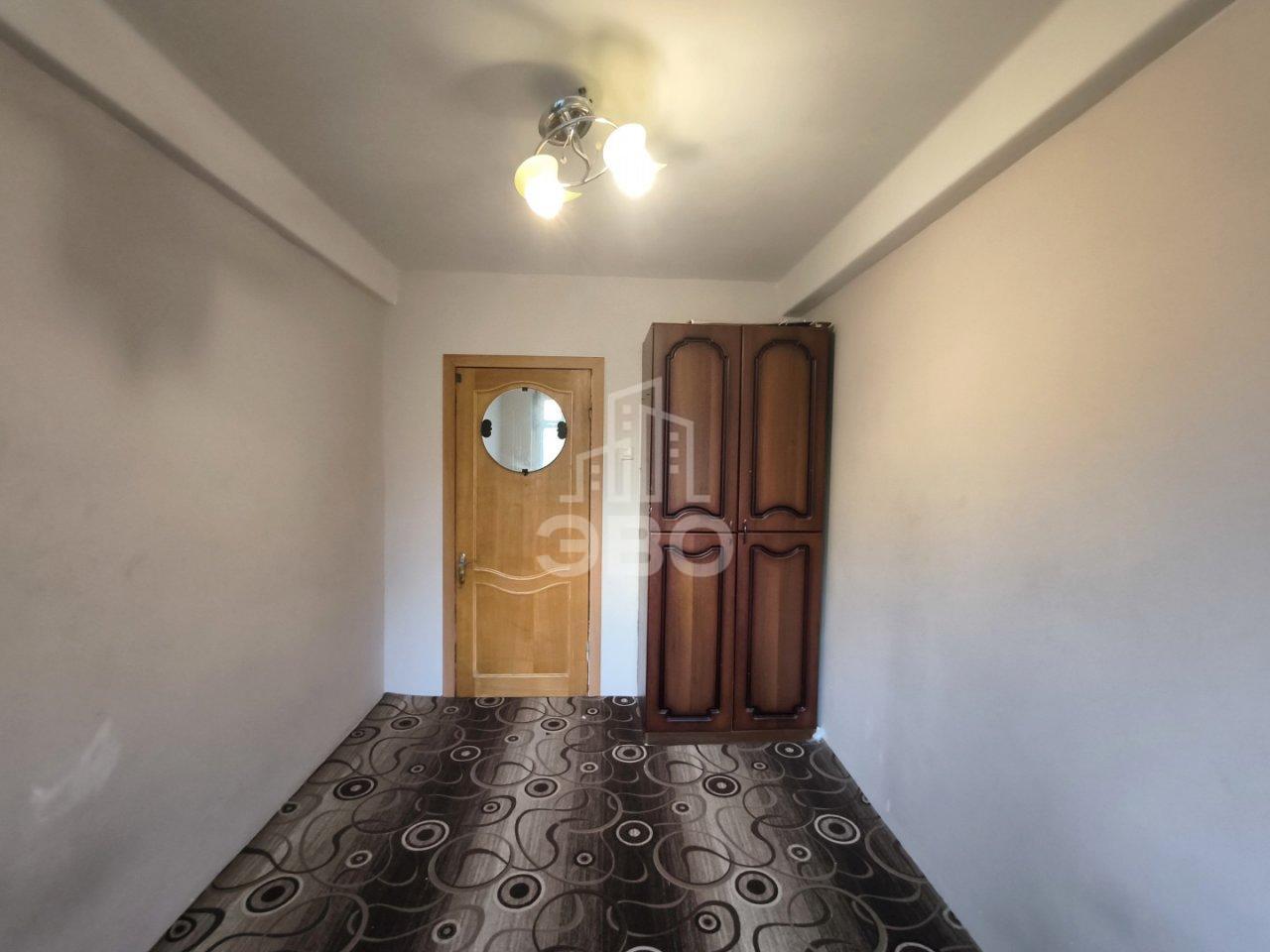 четырехкомнатная квартира в Санкт-Петербурге по адресу: Просвещения проспект, 30, к 1