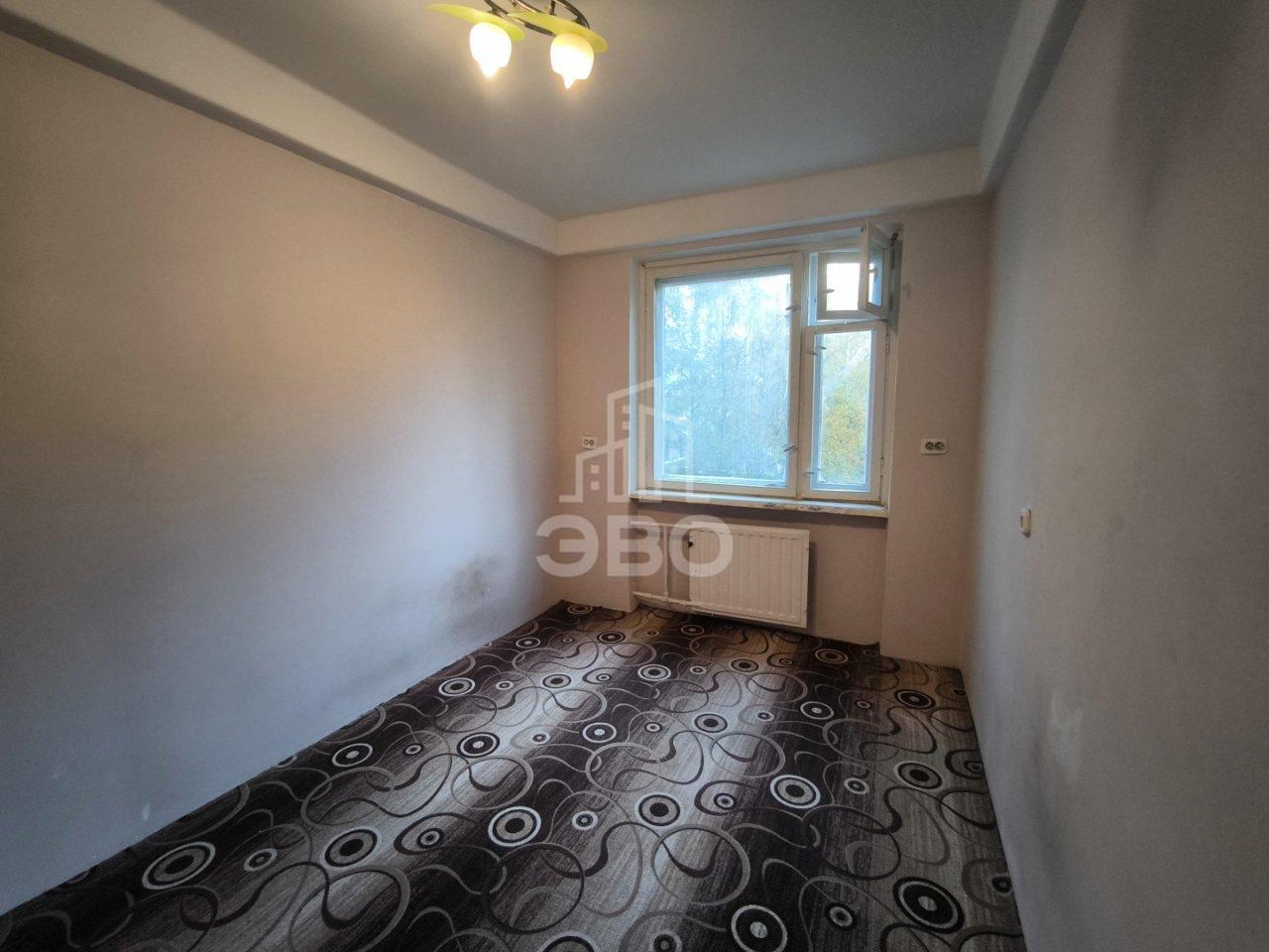 четырехкомнатная квартира в Санкт-Петербурге по адресу: Просвещения проспект, 30, к 1