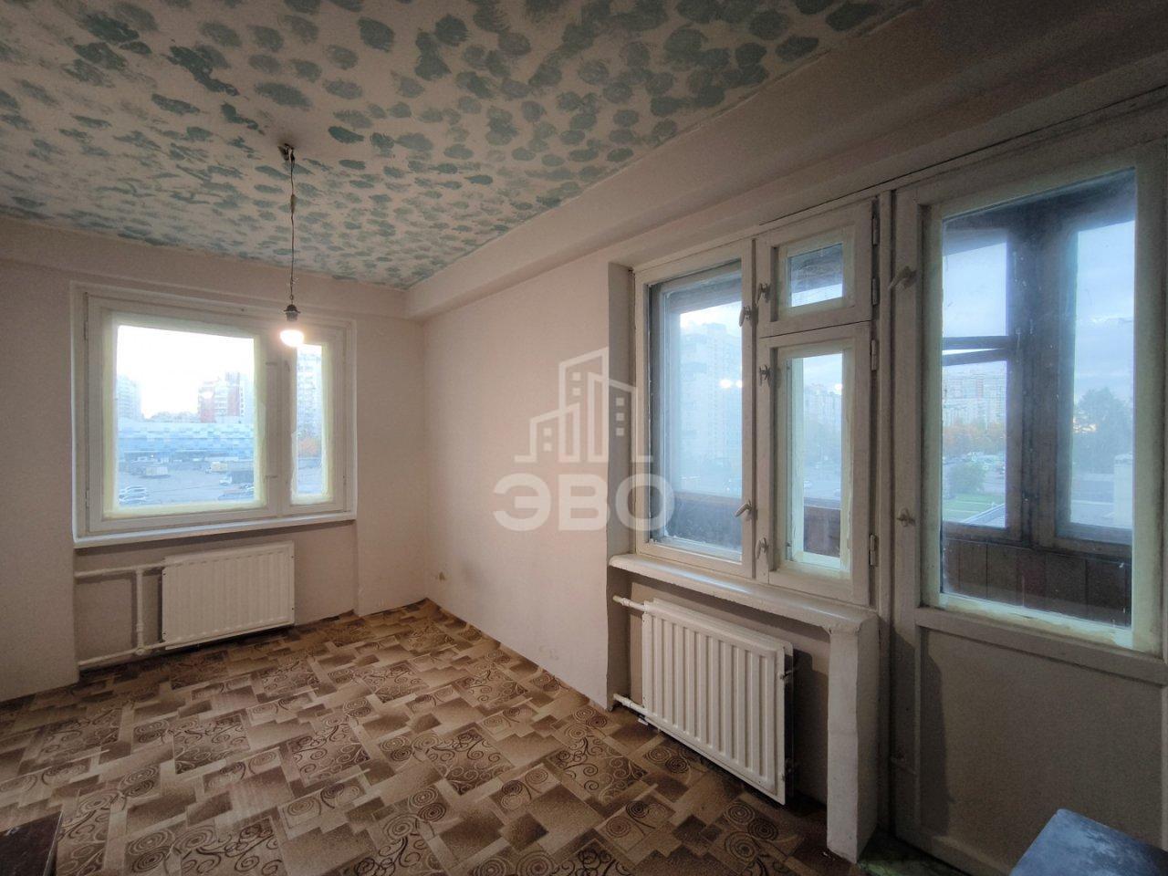 четырехкомнатная квартира в Санкт-Петербурге по адресу: Просвещения проспект, 30, к 1