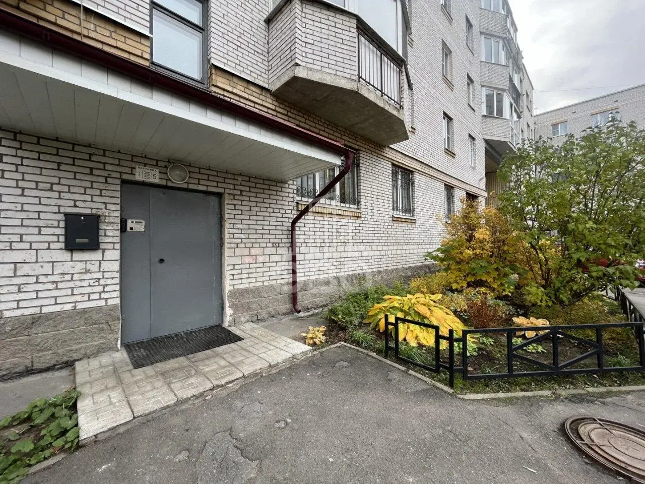 студия в Санкт-Петербурге по адресу: Руднева ул., 22, к 1