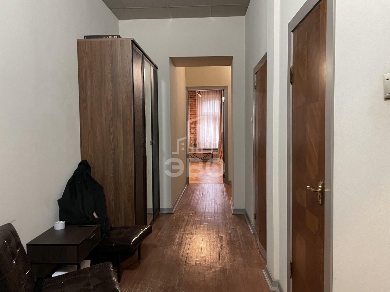 двухкомнатная квартира в Санкт-Петербурге по адресу: Маяковского ул., 1