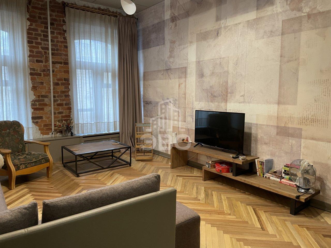 двухкомнатная квартира в Санкт-Петербурге по адресу: Маяковского ул., 1