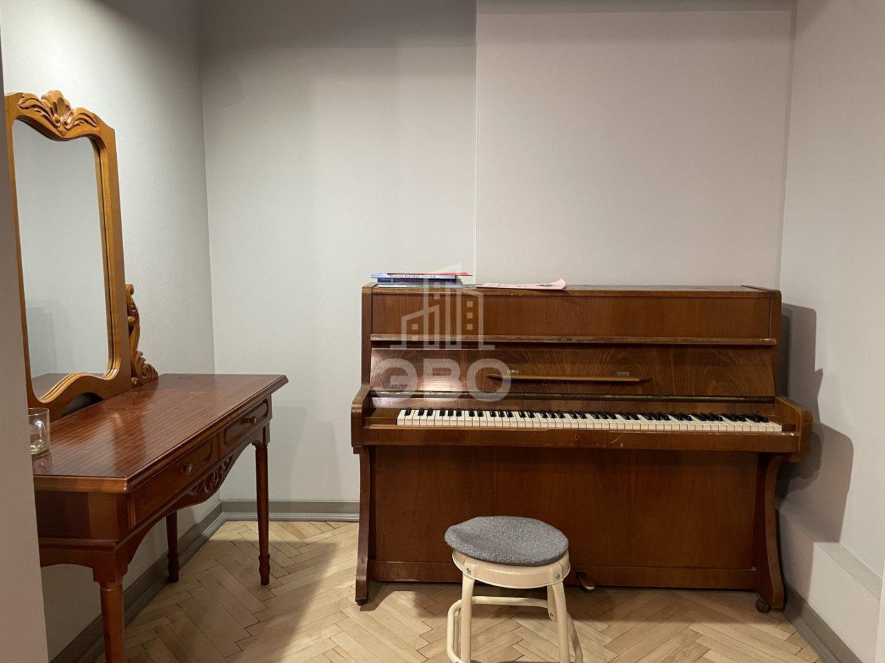 двухкомнатная квартира в Санкт-Петербурге по адресу: Маяковского ул., 1