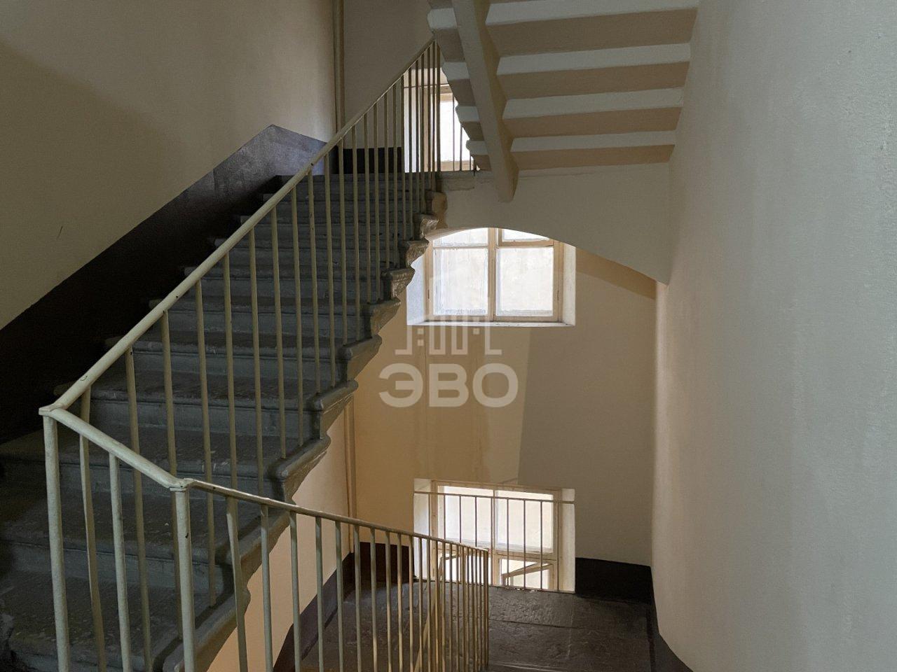 двухкомнатная квартира в Санкт-Петербурге по адресу: Маяковского ул., 1